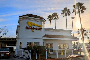 In-N-Out Burger image