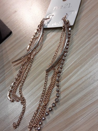 Clothing Store «rue21», reviews and photos, 2059 Scenic Hwy S #106b, Snellville, GA 30078, USA