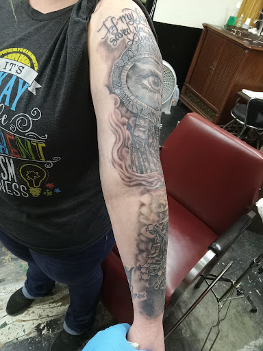 Explore 4 name tattoo ideas, creative tattoo ideas in Paris, available at My Body My Canvas Tattoos,Body Piercings and Permenant Make Up