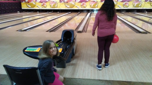 Bowling Alley «Lighthouse Lanes & Gifts», reviews and photos, 350 S Glenstone Ave, Springfield, MO 65802, USA