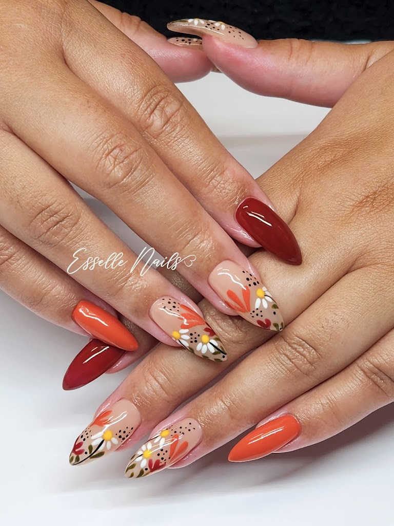 Esselle Nails 90230
