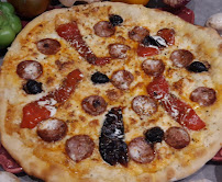 Pepperoni du Pizzas à emporter Pizza au feu de bois GUIDO à Nîmes - n°2