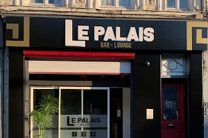 Le Palais Lounge image