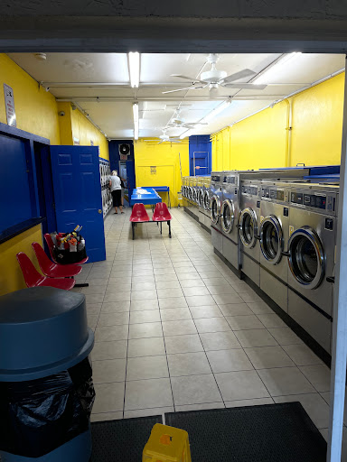 Laundromat «24 Hour Coin Laundry», reviews and photos, 1877 Drew St, Clearwater, FL 33765, USA