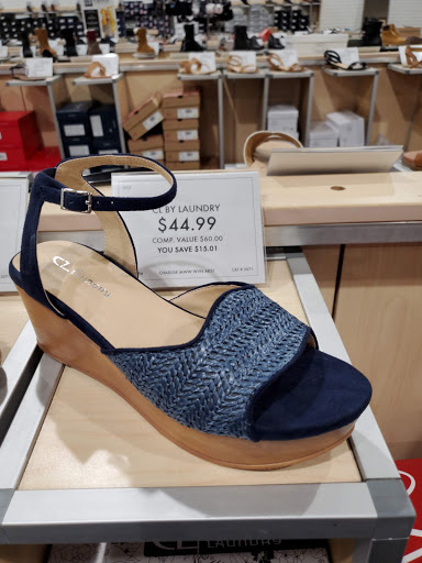 Shoe Store «DSW Designer Shoe Warehouse», reviews and photos, 3638 Welsh Rd, Willow Grove, PA 19090, USA