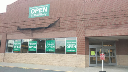 Grocery Store «Kroger», reviews and photos, 1802 N Pointe Dr, Durham, NC 27705, USA