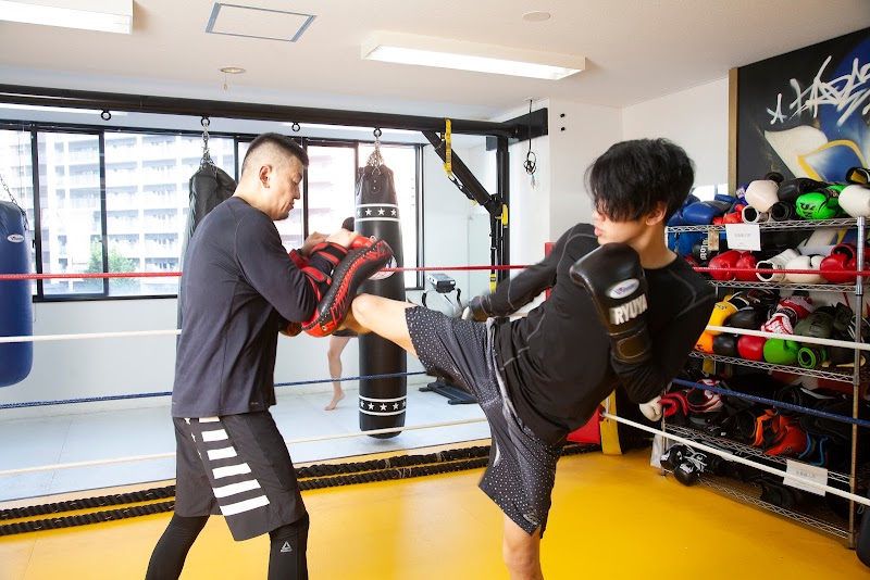 ハーデスワークアウトジム 広島県広島市中区富士見町 キックボクシング教室 スポーツジム グルコミ