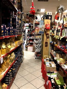 Supermarket Righetti Giancarlo Via G. Garibaldi, 62, 47853 Coriano RN, Italia