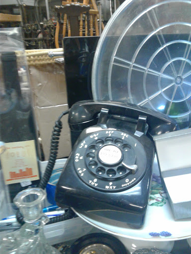 Antique Store «The Antique & Thrift Shop», reviews and photos, 100 Sunrise Hwy, Valley Stream, NY 11581, USA