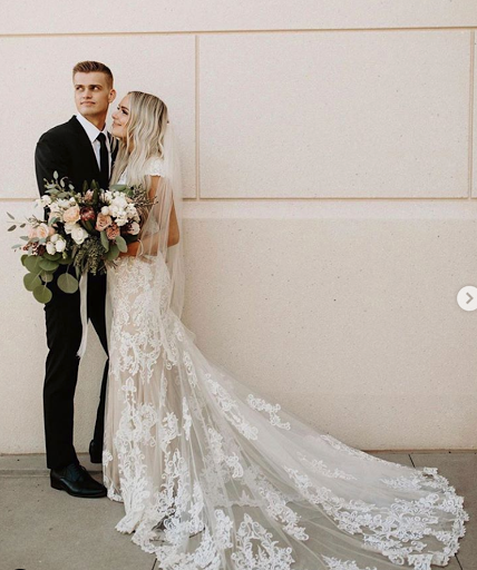 Bridal Shop «A Closet Full of Dresses», reviews and photos, 1249 N Greenfield Rd, Mesa, AZ 85205, USA