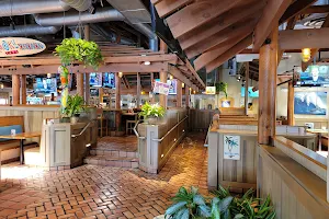 Islands Restaurant Burbank image