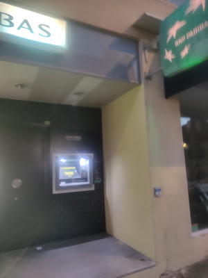 ATM. BNP Paribas à Cavalaire-sur-Mer