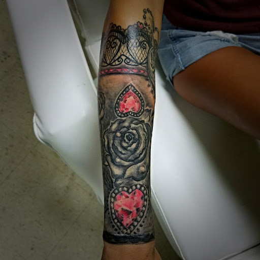 Explore hurt tattoo ideas, creative tattoo ideas in Kingsport, available at Ink-a-zoid Tattoos & Piercings