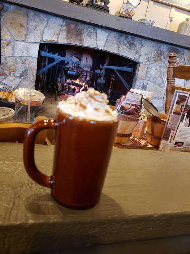 American Restaurant «Cracker Barrel Old Country Store», reviews and photos, 5304 N Galloway Ave, Mesquite, TX 75150, USA