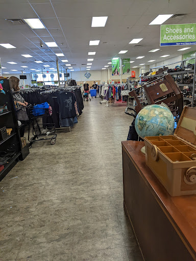 Thrift Store «Goodwill Store & Donation Center», reviews and photos, 28901 S Western Ave, Rancho Palos Verdes, CA 90275, USA