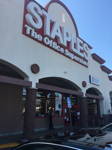 Office Supply Store «Staples», reviews and photos, 17020 Chatsworth St, Granada Hills, CA 91344, USA