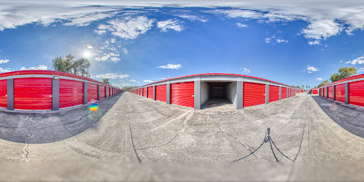 Self-Storage Facility «StorQuest Self Storage», reviews and photos, 3040 S Goldenrod Rd, Orlando, FL 32822, USA