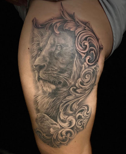 Explore frauen tattoo ideen, creative tattoo ideas in Kenosha, available at Kenosha Tattoo Company