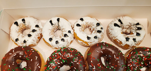 Bakery «Krispy Kreme Doughnuts», reviews and photos, 8601 1st Ave N, Birmingham, AL 35206, USA