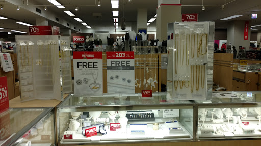 Department Store «Sears», reviews and photos, 4730 W Irving Park Rd, Chicago, IL 60641, USA