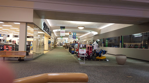 Shopping Mall «Kennedy Mall», reviews and photos, 555 John F Kennedy Rd, Dubuque, IA 52002, USA