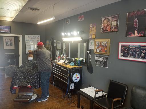 Barber Shop «East Pearce Barber Shop», reviews and photos, 100 E Pearce Blvd, Wentzville, MO 63385, USA