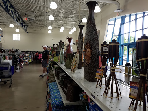 Thrift Store «Goodwill Crystal River Store Crystal River Plaza», reviews and photos