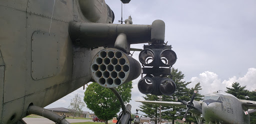 Grocery Store «Fort Campbell Commissary», reviews and photos, 2606 Indiana Ave, Fort Campbell, TN 42223, USA