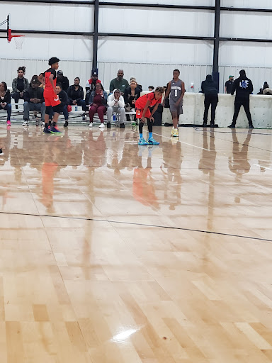 Outdoor Sports Store «Ho Chunk Sports and Expo Center», reviews and photos, 10 Southland Dr, Lynwood, IL 60411, USA