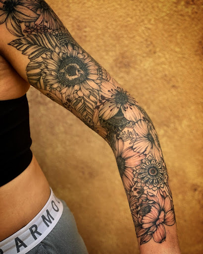 Tattoo Shop «Earthbound Tattoo», reviews and photos, 490 Orange Ave, Sand City, CA 93955, USA