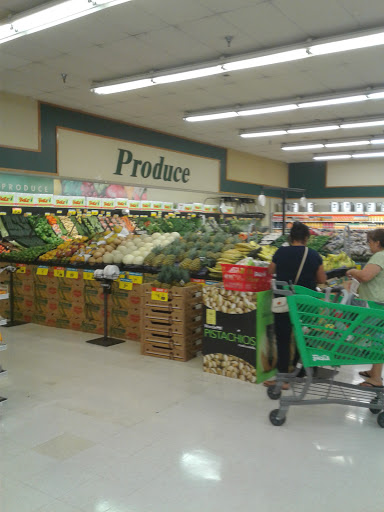 Grocery Store «Fiesta Mart #211», reviews and photos, 4210 Pioneer Rd, Balch Springs, TX 75180, USA