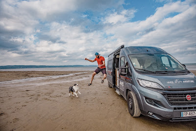 AVIS explore Lyon : Location de camping-cars et vans aménagés / Motorhome rental à Décines-Charpieu