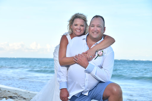 Travel Agency «Vincent Vacations-Travel Agency OKC», reviews and photos, 11032 Quail Creek Rd #205, Oklahoma City, OK 73120, USA