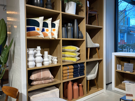 Furniture Store «west elm», reviews and photos, 1 Bellevue Way NE, Bellevue, WA 98004, USA