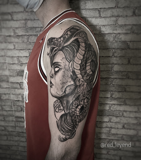 Red Leyend Tattoo Studio