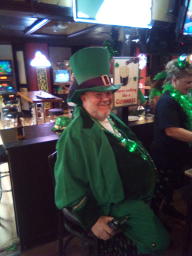 Bar & Grill «The Half Penny Public House», reviews and photos, 3743 Commercial St SE, Salem, OR 97302, USA