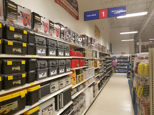 Hardware Store «Harbor Freight Tools», reviews and photos, 3428 E Silver Springs Blvd, Ocala, FL 34470, USA