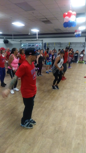 Health Club «Crunch - West Babylon», reviews and photos, 369 Little East Neck Rd N, West Babylon, NY 11704, USA