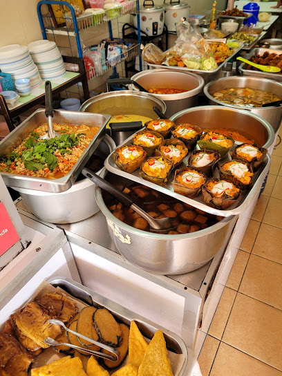Aroi Vegetarian Food - 152 Dinso Rd, Sao Chingcha, Phra Nakhon, Bangkok 10200, Thailand