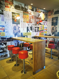 Atmosphère du Restaurant KFC Bourgoin Jallieu - n°5