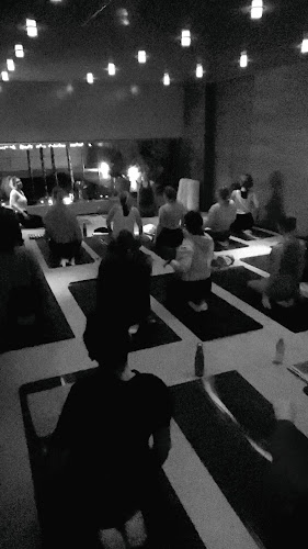 Kommentare und Rezensionen über Atman Studio I Yoga - Mindfulness - Soundhealing - Pilates - Thai Boxing
