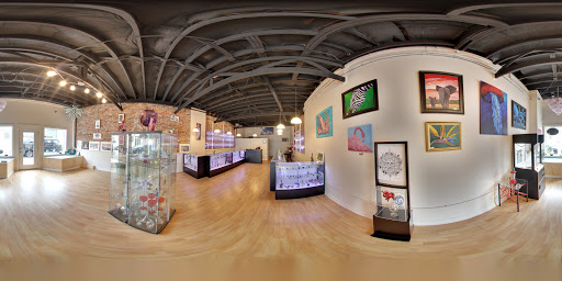 Glass Blower «Blue Dog Smoke Shop», reviews and photos, 802 Granby St, Norfolk, VA 23510, USA