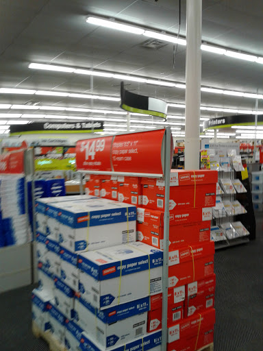 Office Supply Store «Staples», reviews and photos, 2138 W Union Blvd, Bethlehem, PA 18018, USA