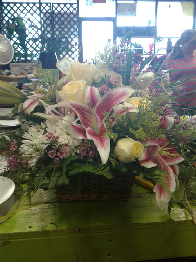 Florist «Bella Blooms Florist», reviews and photos, 6521 AL-69, Tuscaloosa, AL 35405, USA