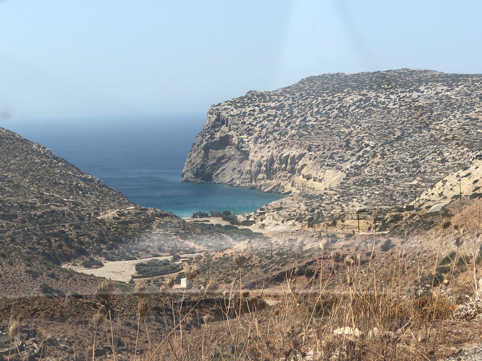 Foto van Helatros Beach Kasos Greece met turquoise puur water oppervlakte