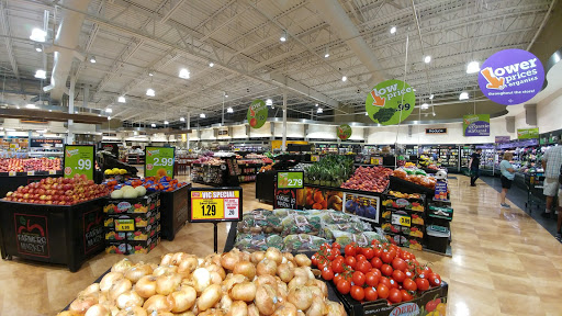 Grocery Store «Harris Teeter», reviews and photos, 3501 Oleander Dr, Wilmington, NC 28403, USA
