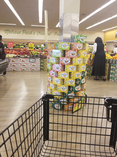 Grocery Store «Jewel-Osco», reviews and photos, 800 W North Ave, Melrose Park, IL 60160, USA