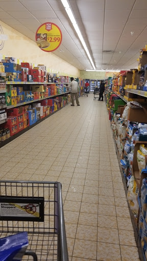Supermarket «ALDI», reviews and photos, 1600 W 117th St, Lakewood, OH 44107, USA