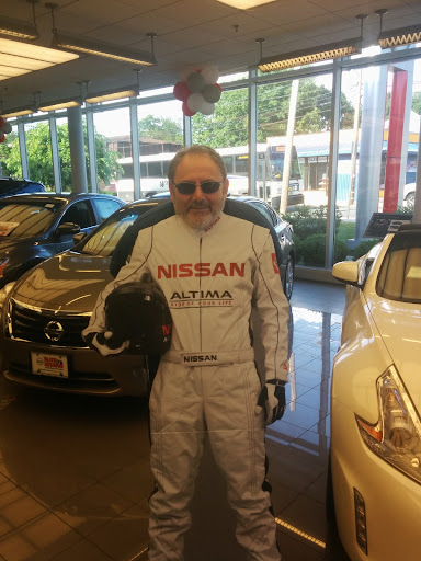 Nissan Dealer «Elite Nissan Of Bergenfield», reviews and photos, 318 S Washington Ave, Bergenfield, NJ 07621, USA