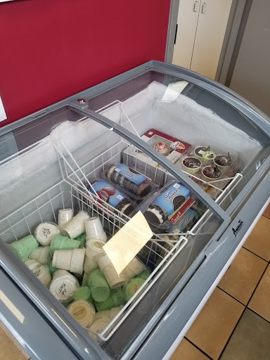 Ice Cream Shop «Carvel», reviews and photos, 1950 Central Park Ave, Yonkers, NY 10710, USA